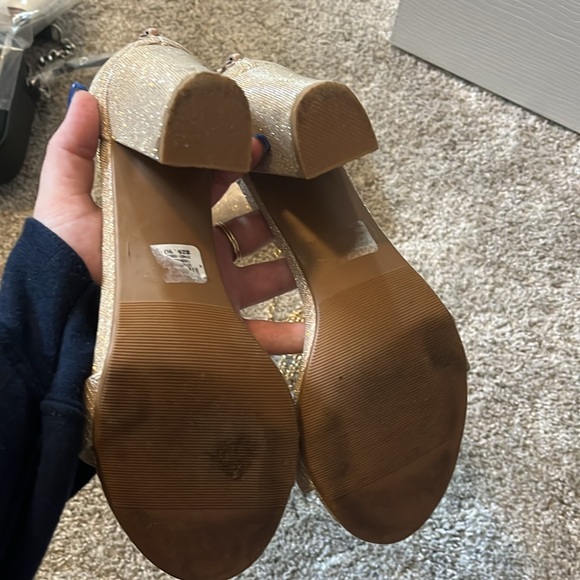 windsor shoes and bag combo - Picture 2 of 3